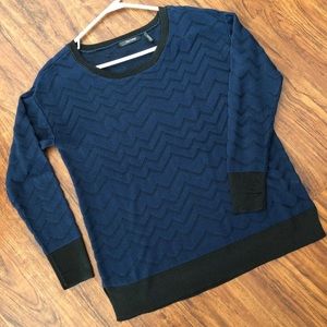 Women’s Sweater! M!